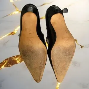 Escarpins Manolo Blahnik CPETRA En Cuir Verni Noir, Taille 39.5 - Neuf Avec Boîte